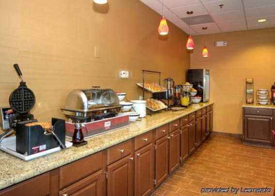 Comfort Inn & Suites Fayetteville-University Area Esterno foto