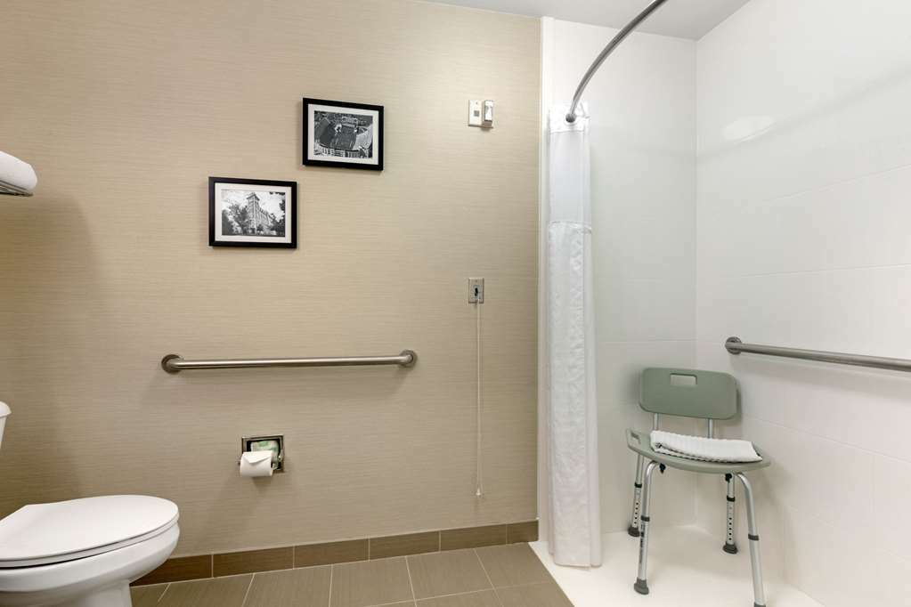 Comfort Inn & Suites Fayetteville-University Area Camera foto