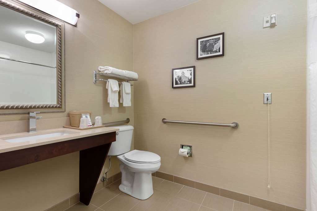 Comfort Inn & Suites Fayetteville-University Area Camera foto